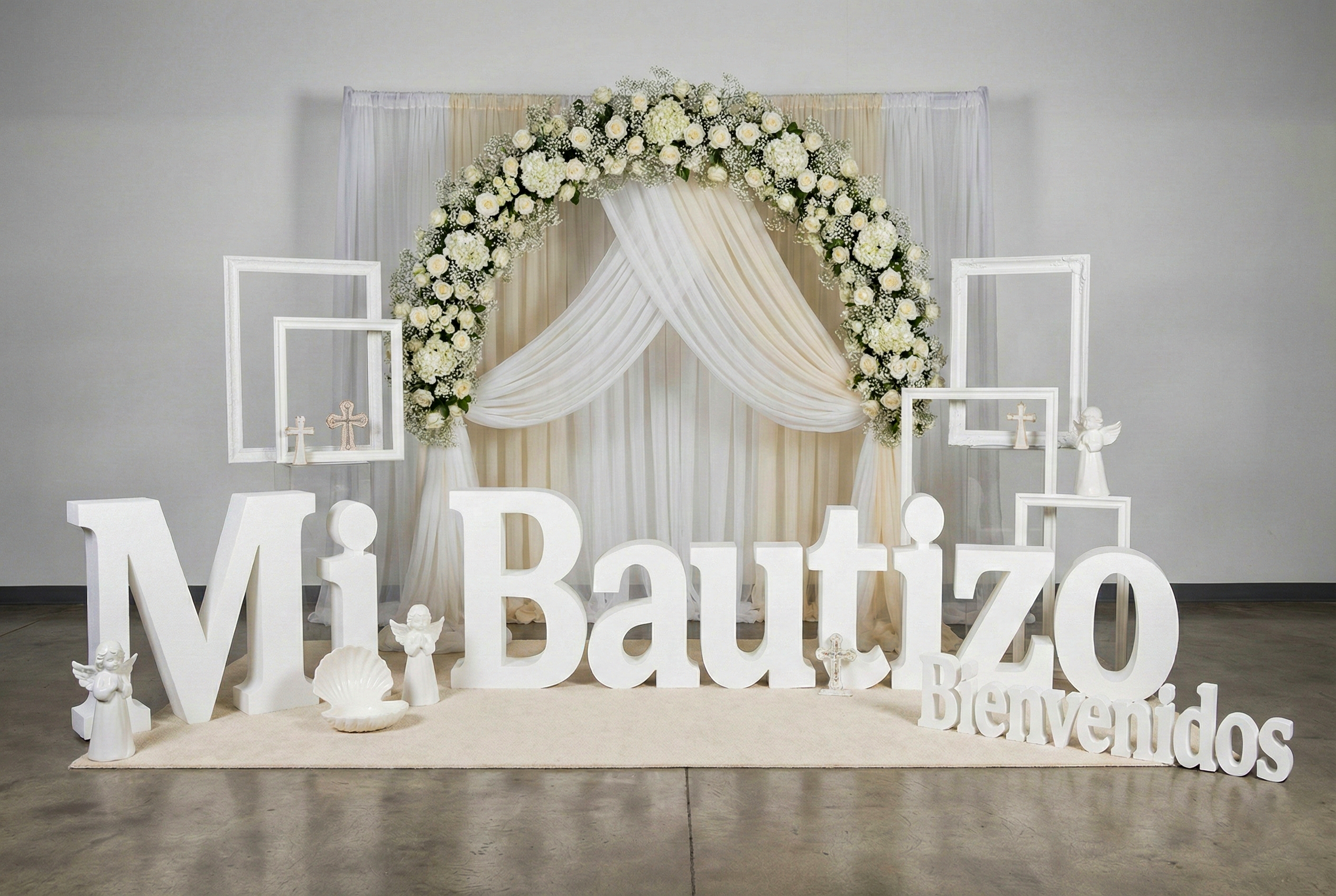 Letras de bautizo personalizadas en tipografía Serif clásica y limpia.